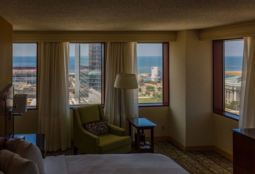 스탠다드 룸 더블 침대, Cleveland Marriott Downtown At Key Tower