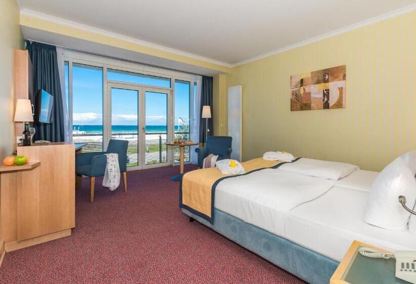 Номер Стандарт Вид на Море, Strand Hotel Hübner