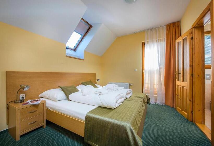 سوییت دوبلکس, Bystrina