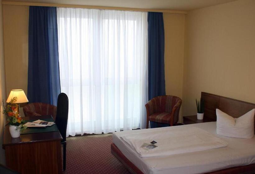 标准单人间, Quick Hotel Dresden West