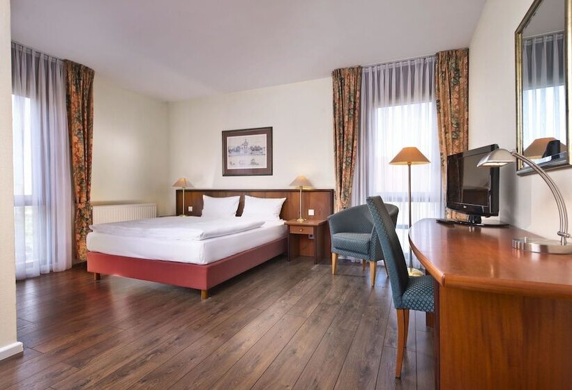 Номер Deluxe, Wyndham Garden Hennigsdorf Berlin