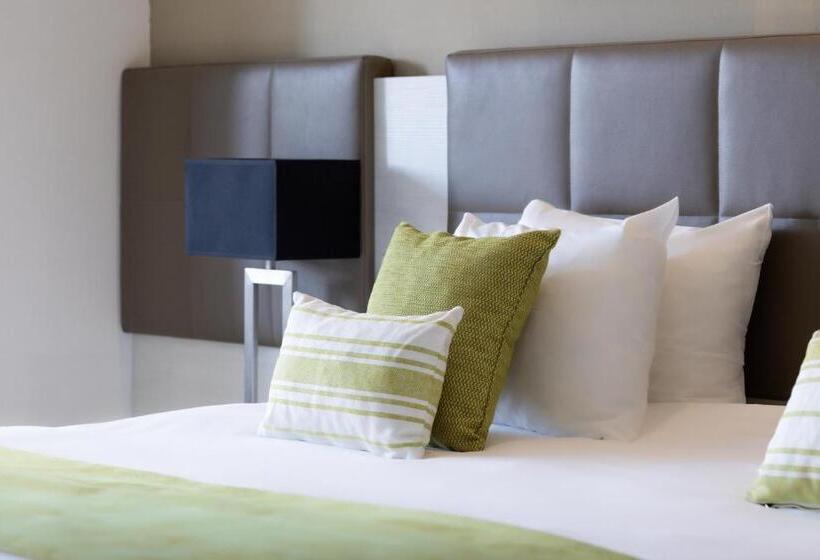 اتاق استاندارد, Salini Resort