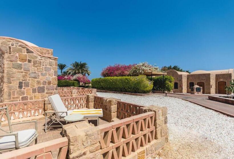 اتاق پریمیوم با چشم‌انداز باغ, Movenpick Resort El Quseir