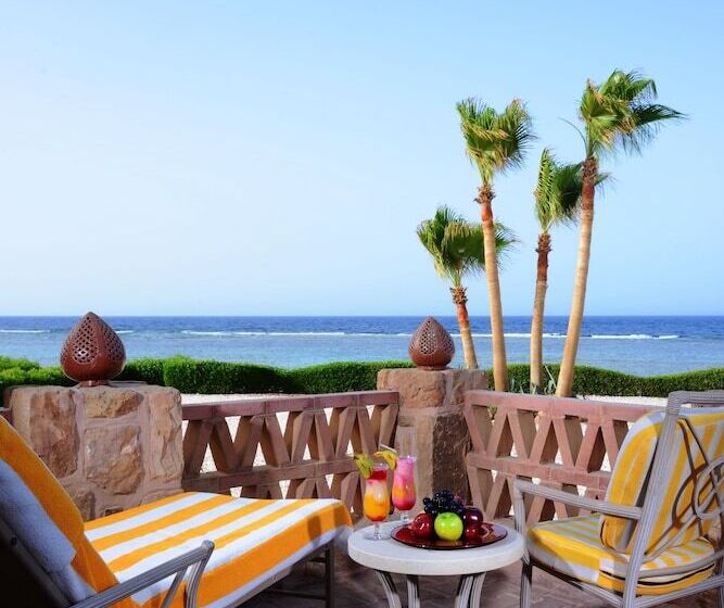 اتاق پرمیوم با چشم‌انداز دریا, Movenpick Resort El Quseir