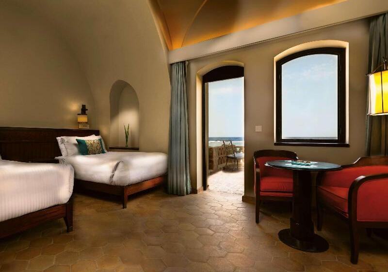 اتاق پرمیوم با چشم‌انداز دریا, Movenpick Resort El Quseir