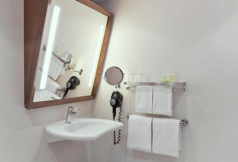 Номер Стандарт, Courtyard By Marriott Wiesbaden Nordenstadt
