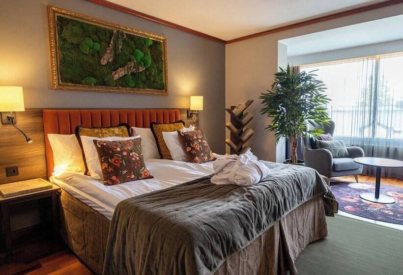 家庭间, Villa Foresta