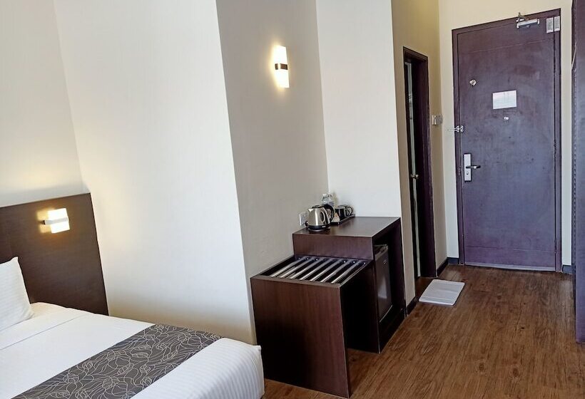 Номер Superior Вид на Море, Villea Rompin Resort & Golf