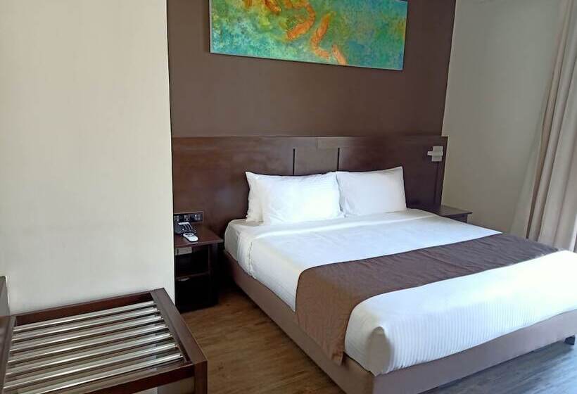 Номер Superior Вид на Море, Villea Rompin Resort & Golf