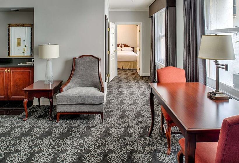 Президентский Люкс, Embassy Suites By Hilton Portland Downtown