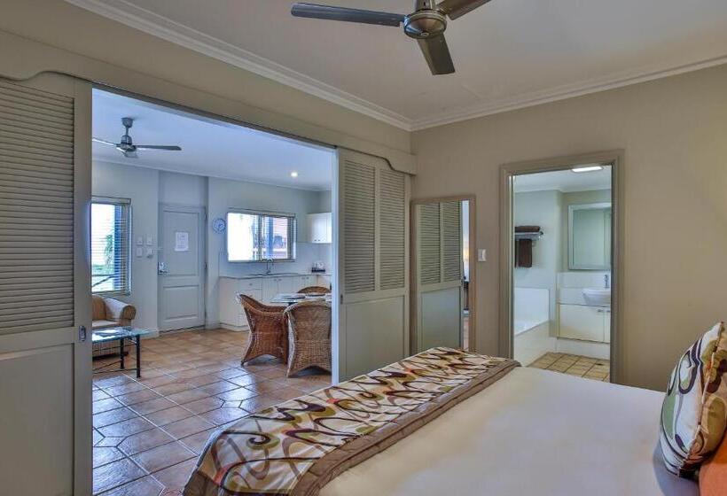 آپارتمان 1 خوابه با چشم‌انداز استخر, Moonlight Bay Suites