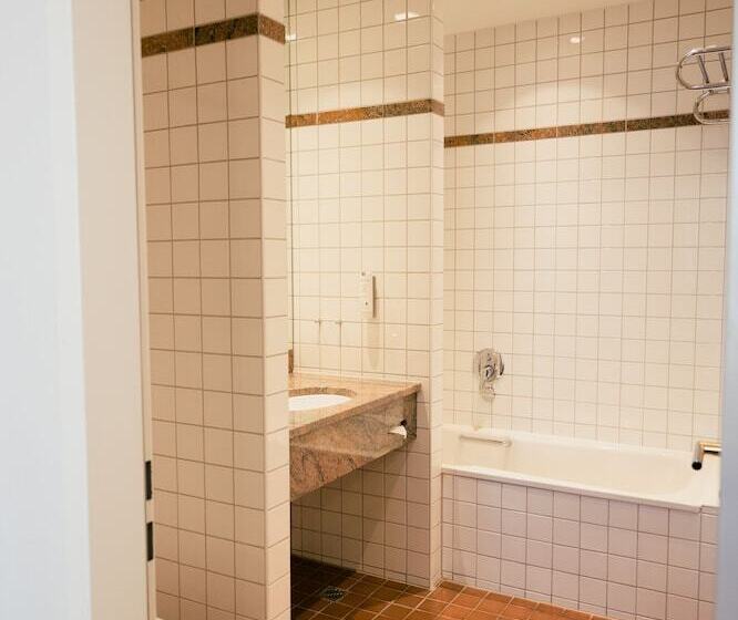 Номер Стандарт, Dom Hotel Limburg