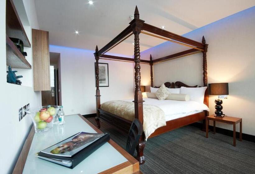 Полулюкс, Rochestown Park Hotel & Leisure Centre