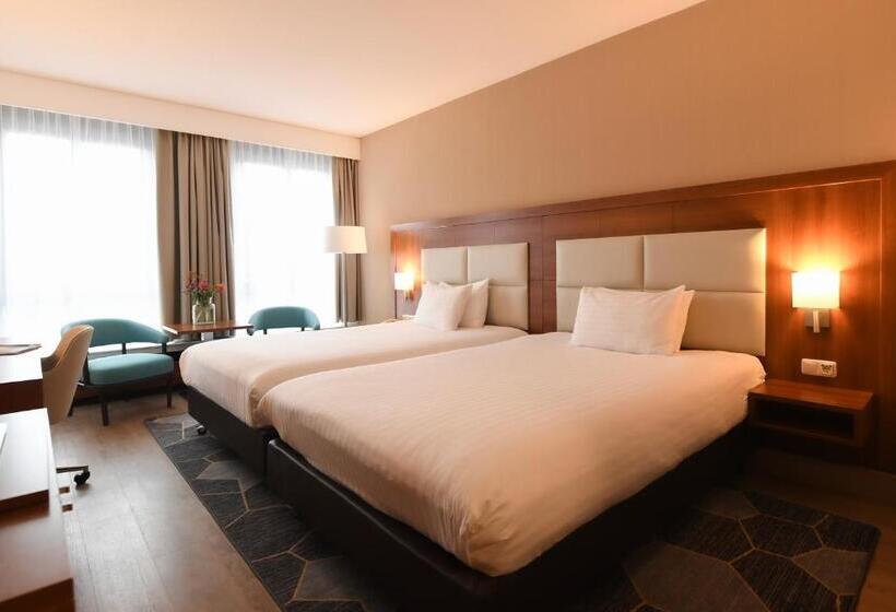 스탠다드 룸 킹사이즈 침대, Crowne Plaza Maastricht, An Ihg
