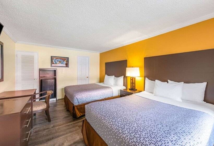 스탠다드 룸 더블 침대 2개, Econo Lodge Beach And Boardwalk