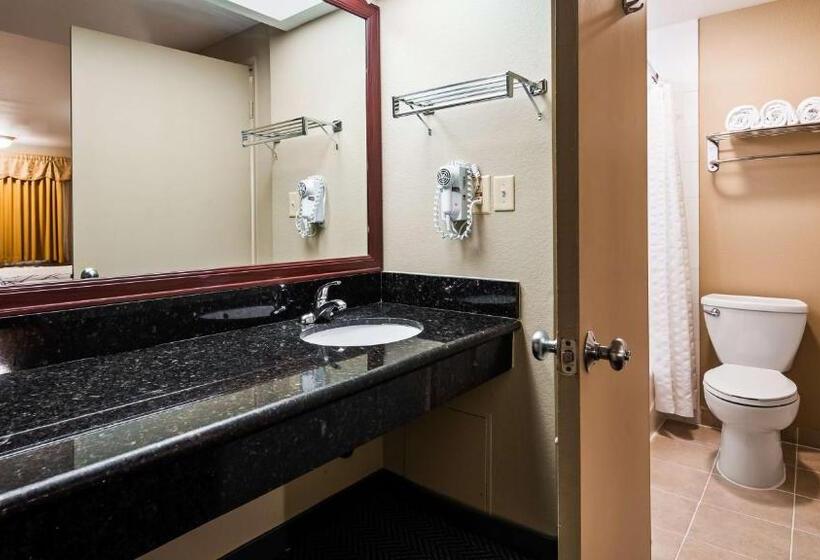 行政套房, Rancho San Diego Inn & Suites