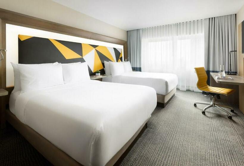 اتاق سوپریور با چشم‌انداز رودخانه, M Social Hotel Times Square New York
