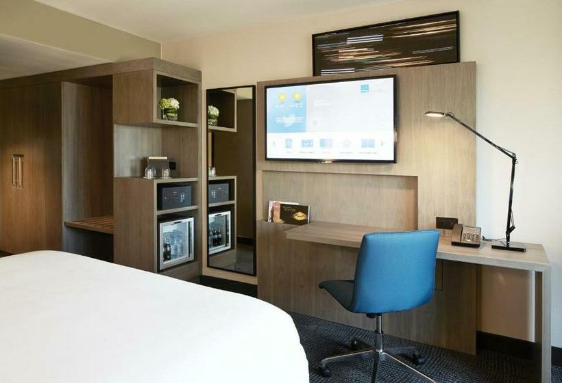 اتاق سوپریور با تخت بزرگ, M Social Hotel Times Square New York