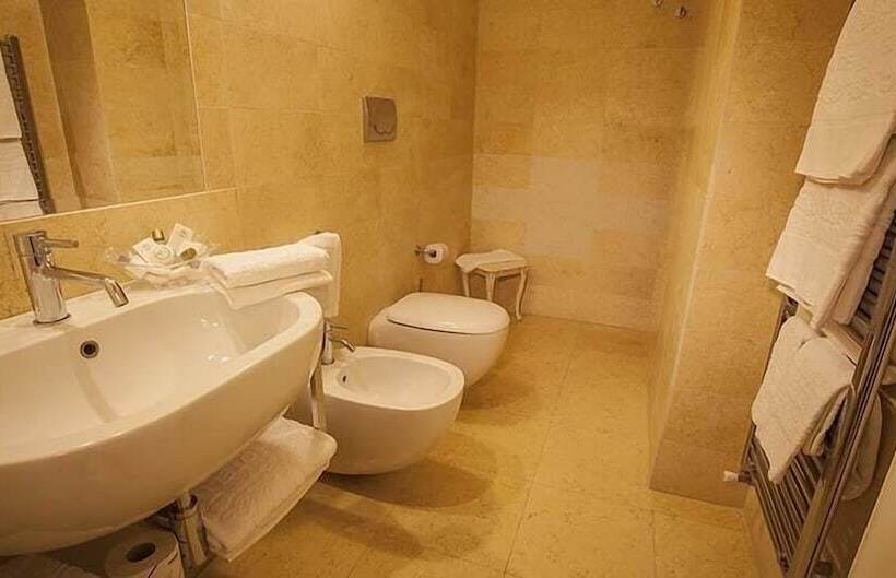 Четырехместный Номер Стандарт, Palace Hotel Vieste