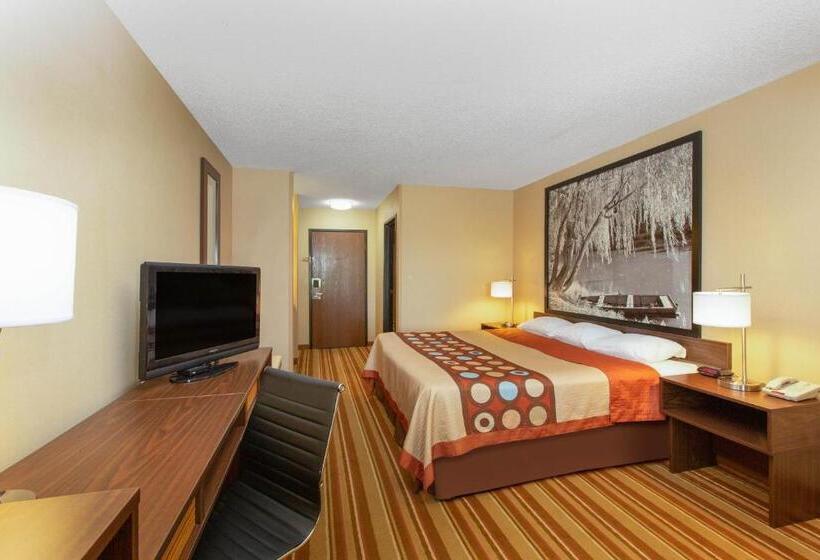 스탠다드 룸 킹사이즈 침대, Super 8 By Wyndham Salina I70