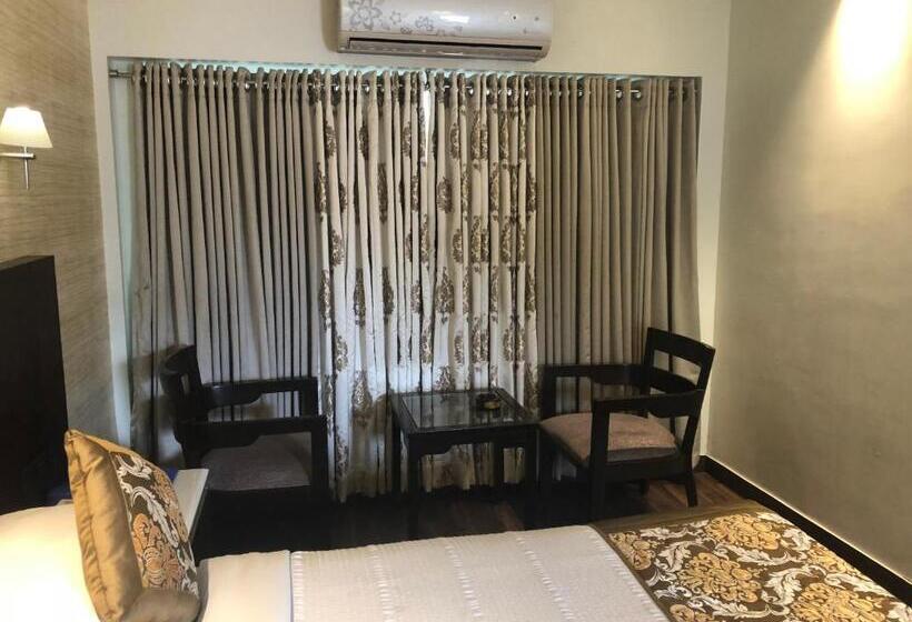 اتاق استاندارد, Holiday Resort