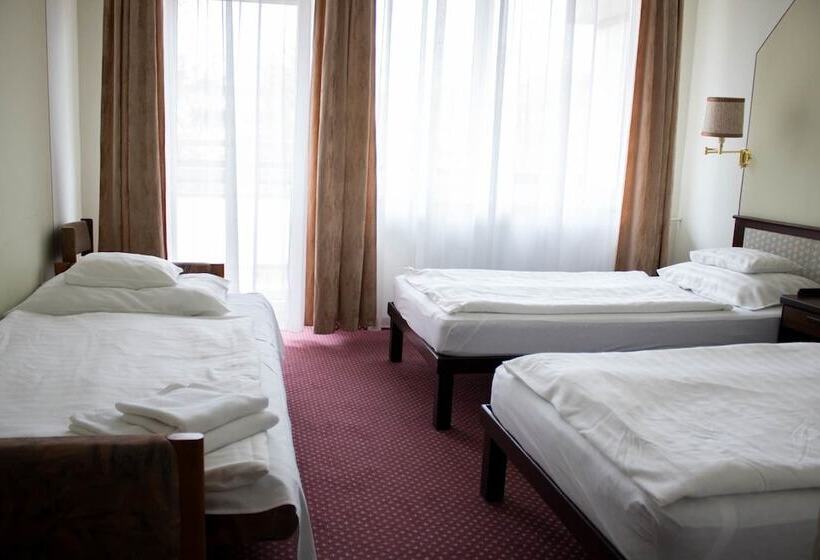 Номер Комфорт, Komfort Hotel Platán