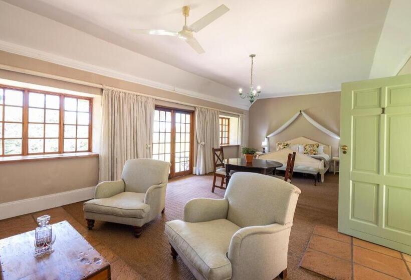 샬레, Halliwell Country Inn