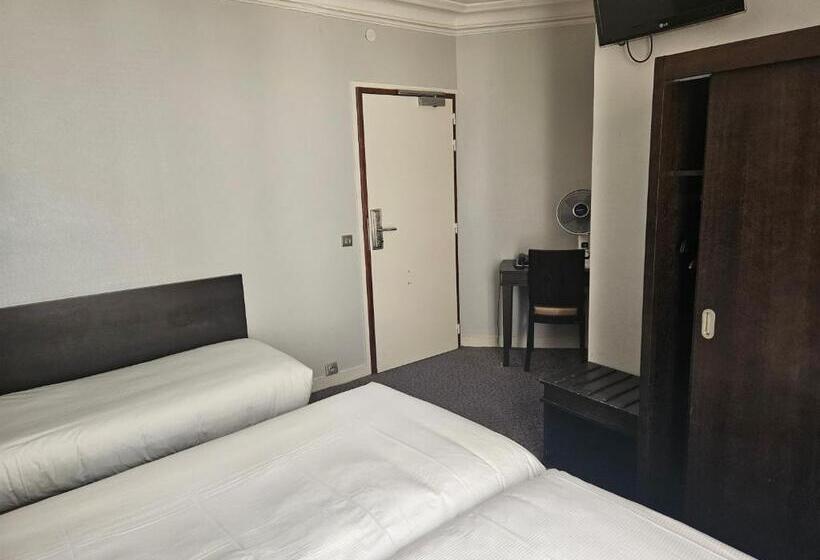 スタンダードトリプルルーム, Hôtel Bellevue Et Du Chariot D Or