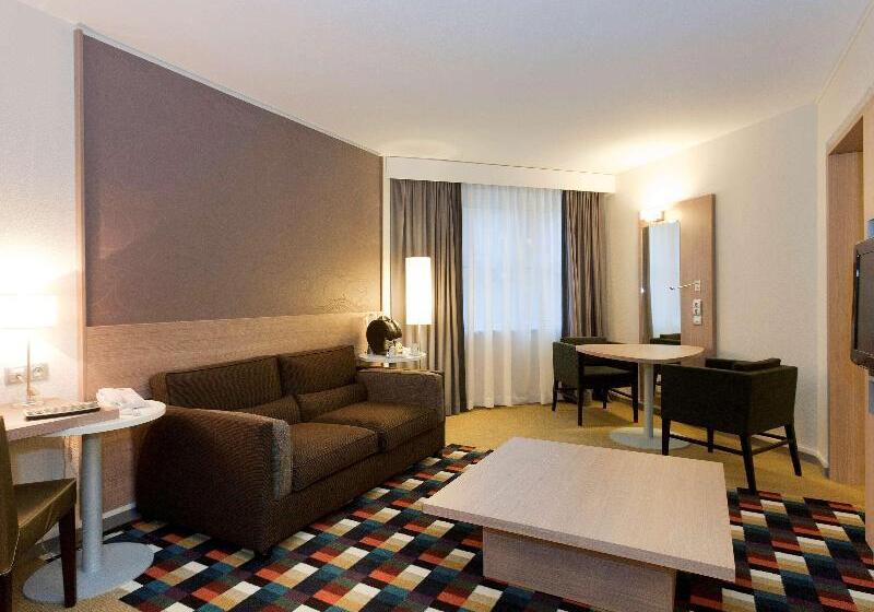 Полулюкс, Hôtel Mercure Grenoble Centre Président