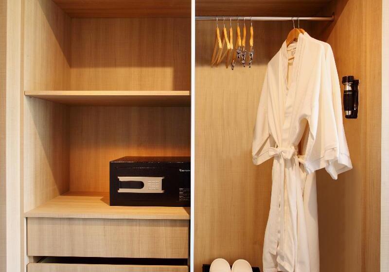Студио Стандарт Кровать Кинг, Embassy Suites By Hilton Phoenix Downtown North