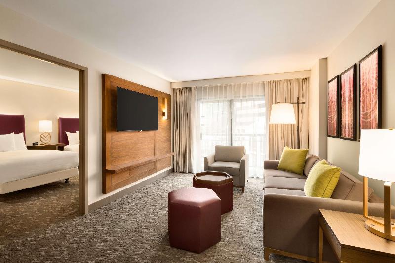 Люкс, Embassy Suites By Hilton Phoenix Downtown North