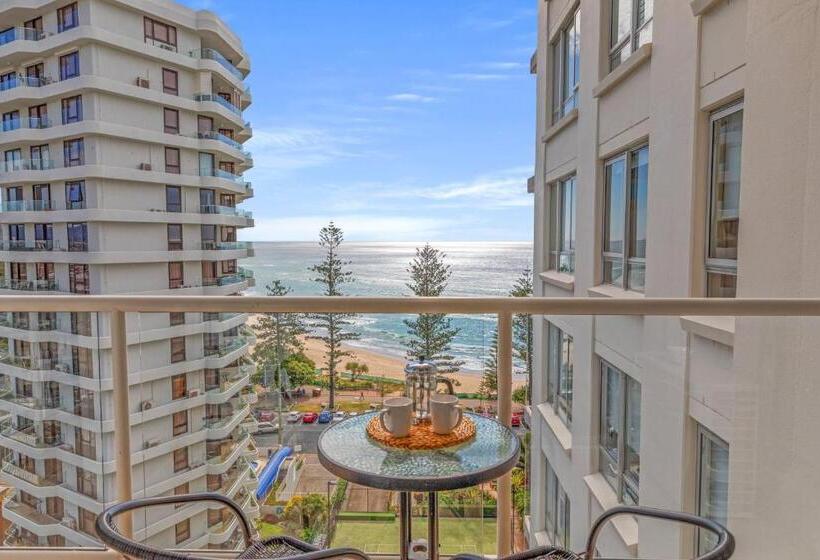 Апартаменты Superior 1 Спальня Вид на Море, Burleigh Beach Tower
