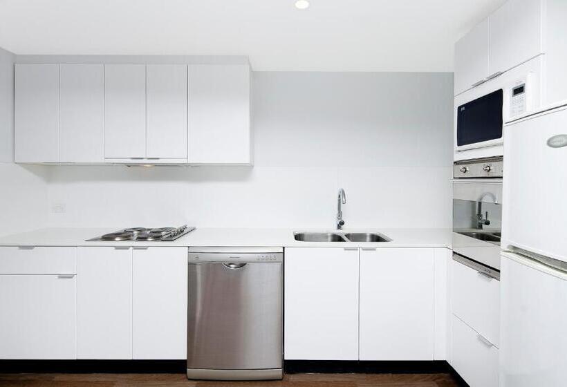 Апартаменты Ejecutiva 2 Спальни, Astra Apartments   The Griffin