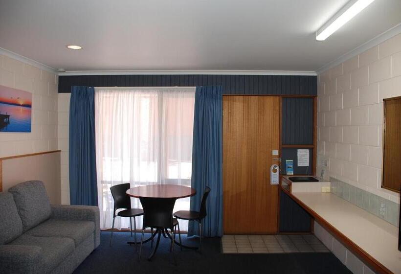 장애인을 위한 스위트, Cunningham Shore Motel