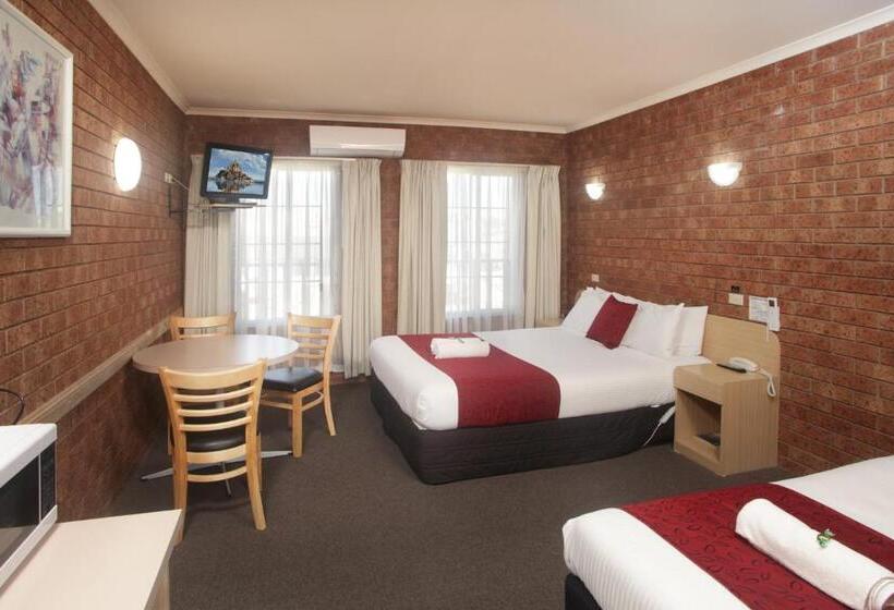 标准间, Courtyard Motor Inn