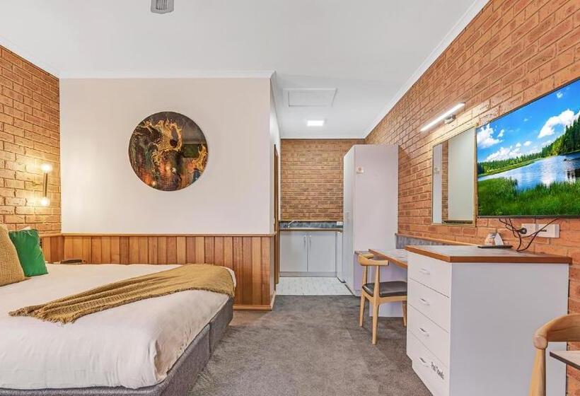 Люкс Повышенной Комфортности, Golden River Motor Inn