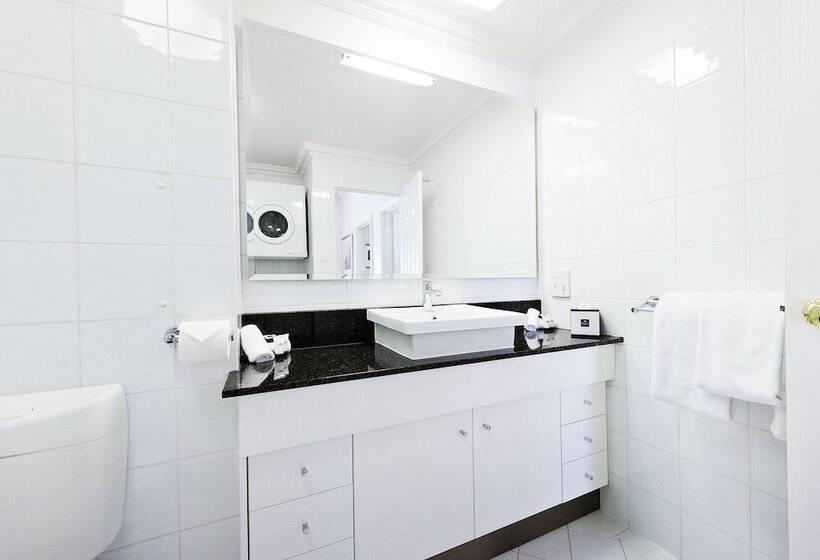 Апартаменты 3 Спальни, Majestic Old Lion Apartments