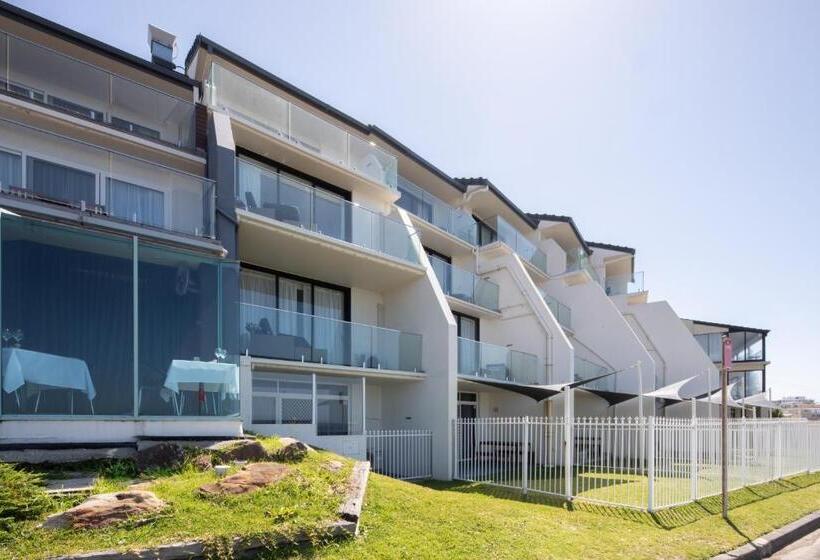 스위트 퀸침대, Ocean Front Motel