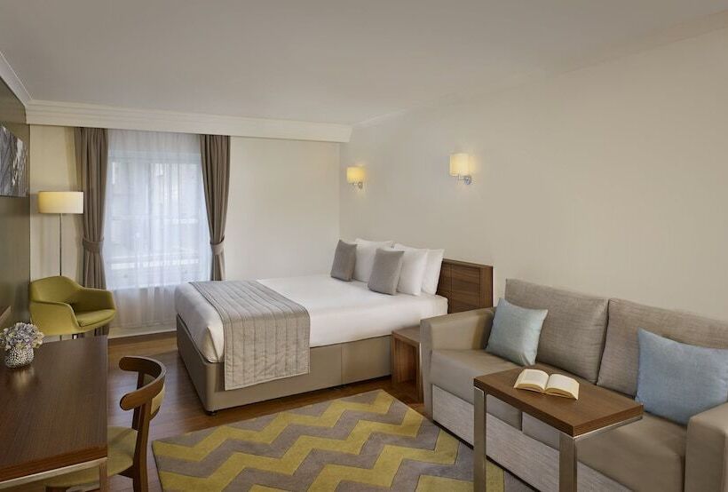 Студия Deluxe, Citadines South Kensington London