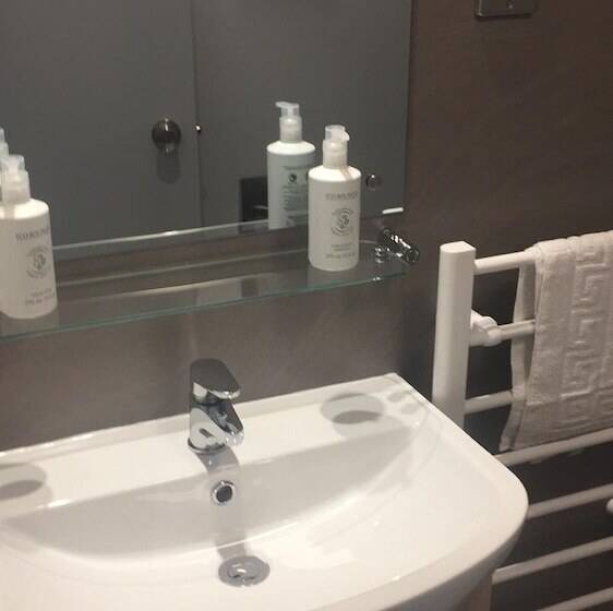 Номер Стандарт Индивидуальный, Caledonian Hotel  A Bespoke Hotel’
