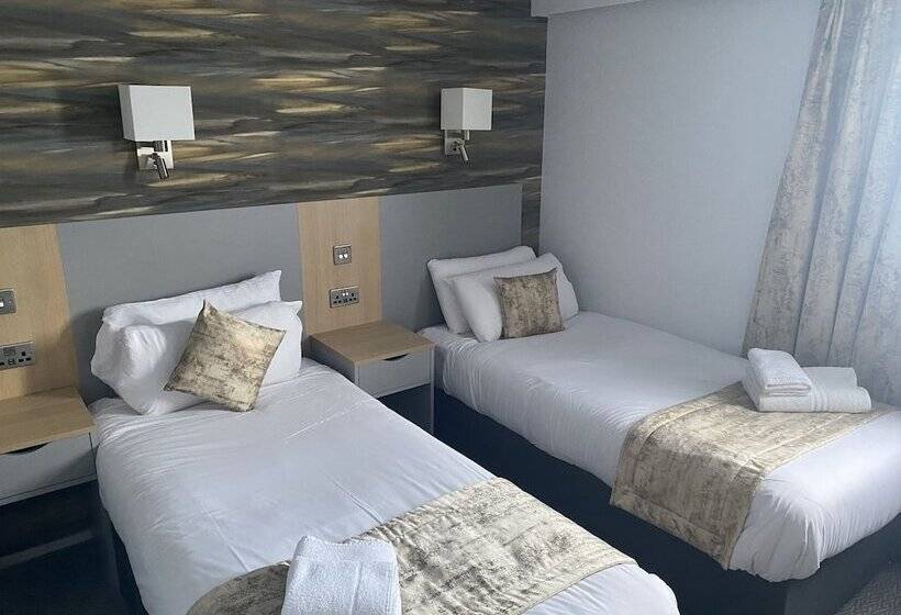 Номер Стандарт, Caledonian Hotel  A Bespoke Hotel’