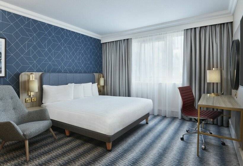 Номер Стандарт, Leonardo Royal Southampton Grand Harbour