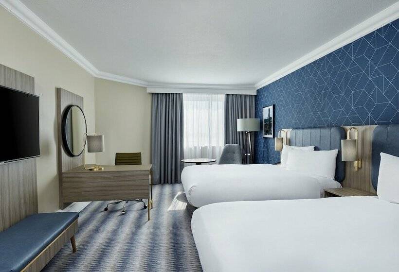 Номер Стандарт, Leonardo Royal Southampton Grand Harbour
