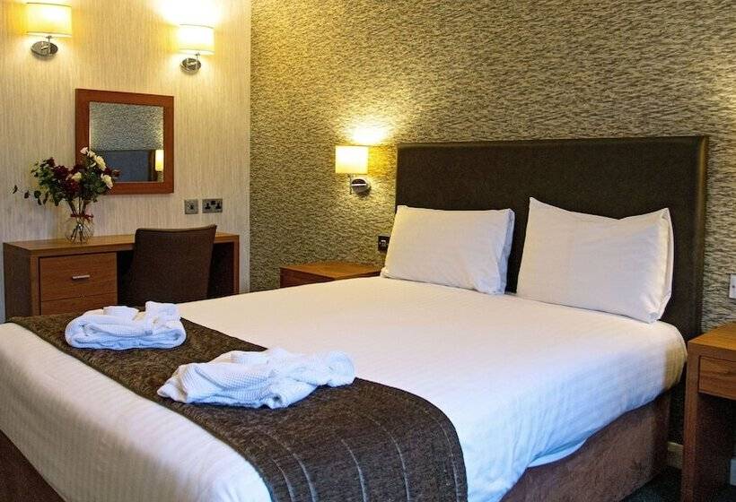 Номер Стандарт, Milford Hall Hotel   Newly Refurbished