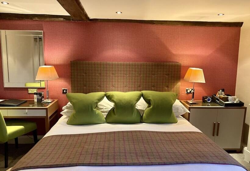 Номер Стандарт, Langshott Manor   Luxury Hotel Gatwick