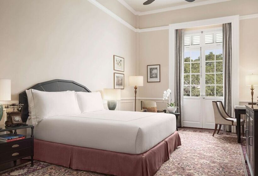 스탠다드 룸 더블 침대, Raffles Hotel Le Royal