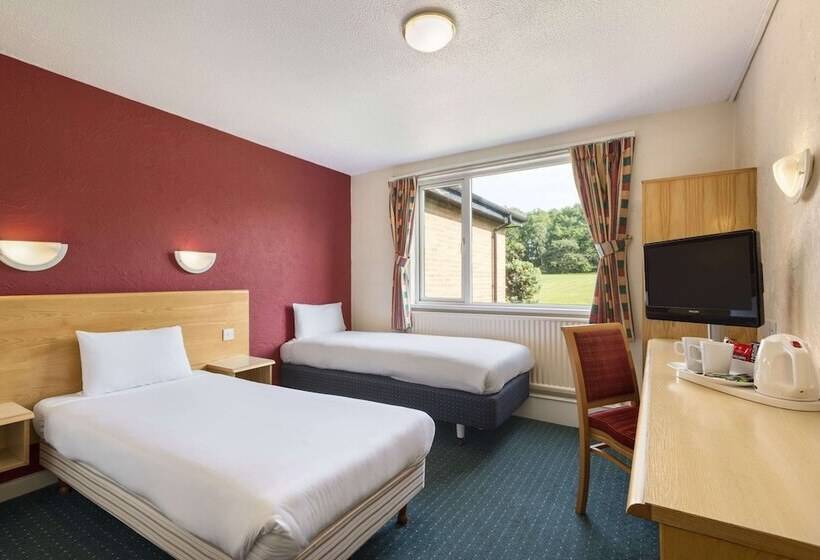 Номер Стандарт, Ramada Chorley South
