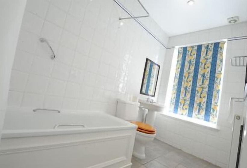 Номер Стандарт, Talbot Hotel