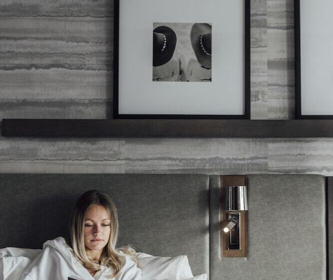 Family Suite, Entourage Surlelac