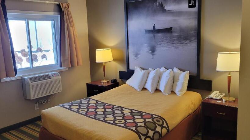 标准间, Jolly Roger Inn & Resort